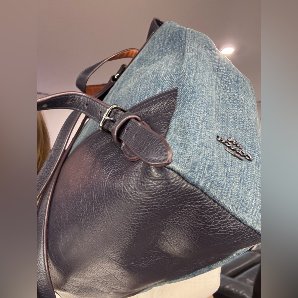 Coach Denim Turnlock backpack Gunmetal Rivets  Navy leather - Picture 17 of 17